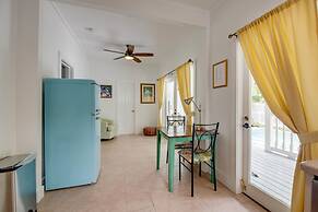 NEW The Delaney House - Private Pool Remodeled