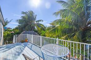 Loggerhead Lagoon Canalfront Tiki Hut Dock