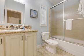 Loggerhead Lagoon Canalfront Tiki Hut Dock