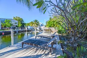 Loggerhead Lagoon Canalfront Tiki Hut Dock