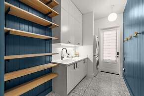 Casa Monte Cristo Luxury Home Steps to 7th Ave