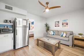 New! Modern King Suite Steps to the Beach!