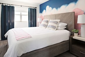 New! Modern King Suite Steps to the Beach!