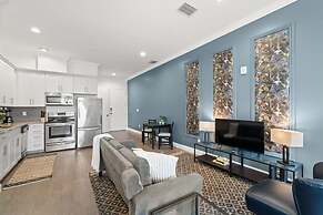 NEW Mojito Manor Stunning Studio On 7th Ave