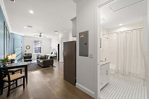 NEW Mojito Manor Stunning Studio On 7th Ave