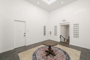 NEW Mojito Manor Stunning Studio On 7th Ave