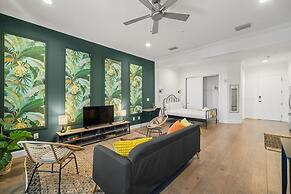NEW Sangria Suite Upscale Ybor Apt On 7th Ave