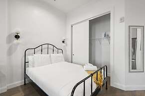 NEW Sangria Suite Upscale Ybor Apt On 7th Ave