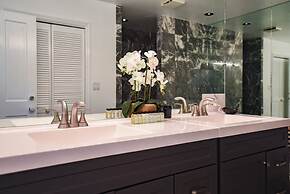 NEW Haven House Waterfront Home Amazing Views