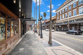 NEW The Humidor - 2 Epic Ybor Townhomes