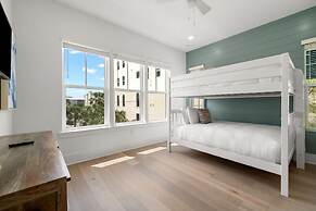 The Akoya Pearl - 2 Beach Homes Steps From CWB