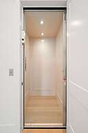 The Akoya Pearl - 2 Beach Homes Steps From CWB