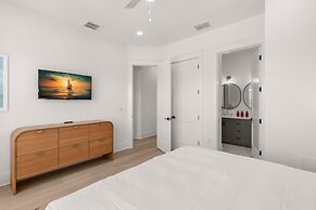 The Gemma Collection - 4 Stunning CWB Pool Homes