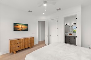 The Gemma Collection - 4 Stunning CWB Pool Homes