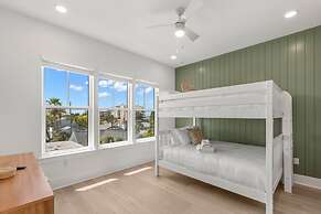 The Gemma Collection - 4 Stunning CWB Pool Homes