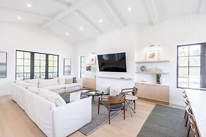 Brand New Build Larkshine House - Pool