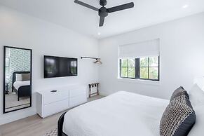 Brand New Build Larkshine House - Pool