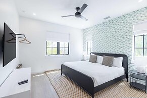 Brand New Build Larkshine House - Pool