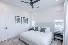 Brand New Build Larkshine House - Pool