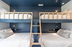 Brand New Build Larkshine House - Pool