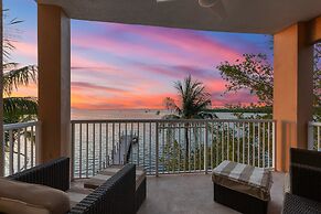 Ocean Front One Bedroom Residence