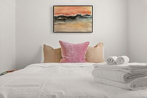 NEW Soho Oasis - Stunning Home In Heart of Soho