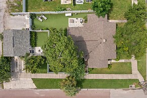 NEW Soho Oasis - Stunning Home In Heart of Soho