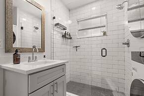 NEW Soho Oasis - Stunning Home In Heart of Soho