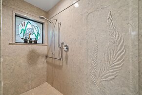 NEW Surfside Beach House Heated Pool Boat Dock