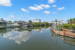 NEW Surfside Beach House Heated Pool Boat Dock