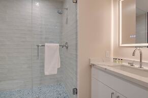 NEW The Rigby House - Pvt Pool Amazing Location