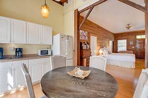 New Rose Petal Petite Suite - Pool Parking