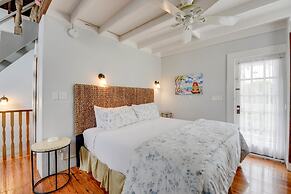 New Coastal Rose - Bright Loft With High Ceilings