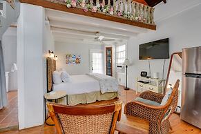 New Rose Retreat - Pool Parking