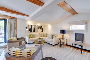 New The Green Pineapple - Balcony on Duval