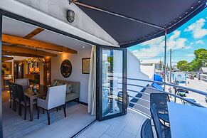 New The Green Pineapple - Balcony on Duval