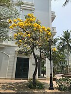 10 Bedroom Apartment 300m From The Sea