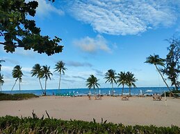 10 Bedroom Apartment 300m From The Sea