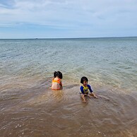 10 Bedroom Apartment 300m From The Sea