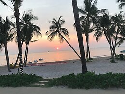 10 Bedroom Apartment 300m From The Sea