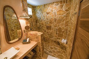 Kalimera Beach Hotel