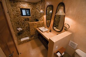 Kalimera Beach Hotel