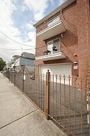 Newark Liberty Gem Brick House Apt 3