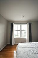 Newark Liberty Gem Brick House Apt 3