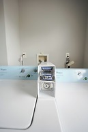 Newark Liberty Gem Brick House Apt 3