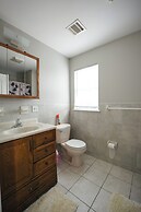 Newark Liberty Gem Brick House Apt 3