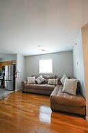 Newark Liberty Gem Brick House Apt 3