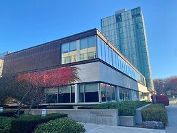 Schulich Hotel & Conference Centre