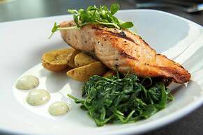 Schulich Hotel & Conference Centre