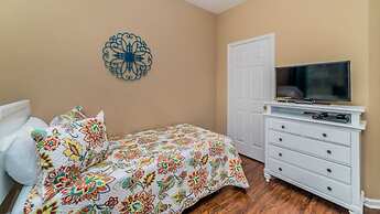 4 Bed in Windsor Palms Resort - Steps to Disney
